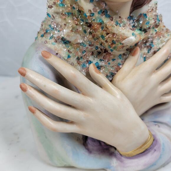 VTG Ceramic Bust 8.5" Hand Painted Porcelain Figurine Textured Girl Sculpture - Picture 3 of 16